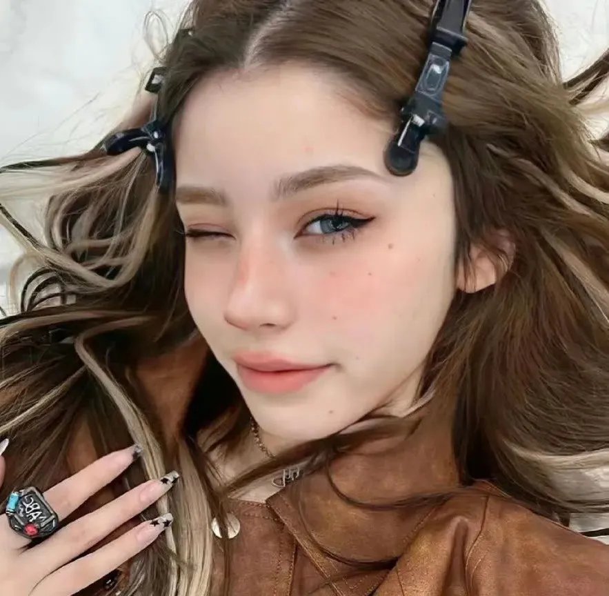 丽西玛与谢拉